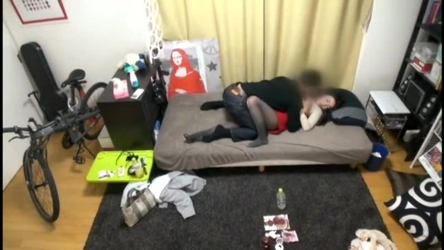 还一边叫着嫂子说我喜欢你，嫂子酒后乱性从床上干到卫生间，真实刺激